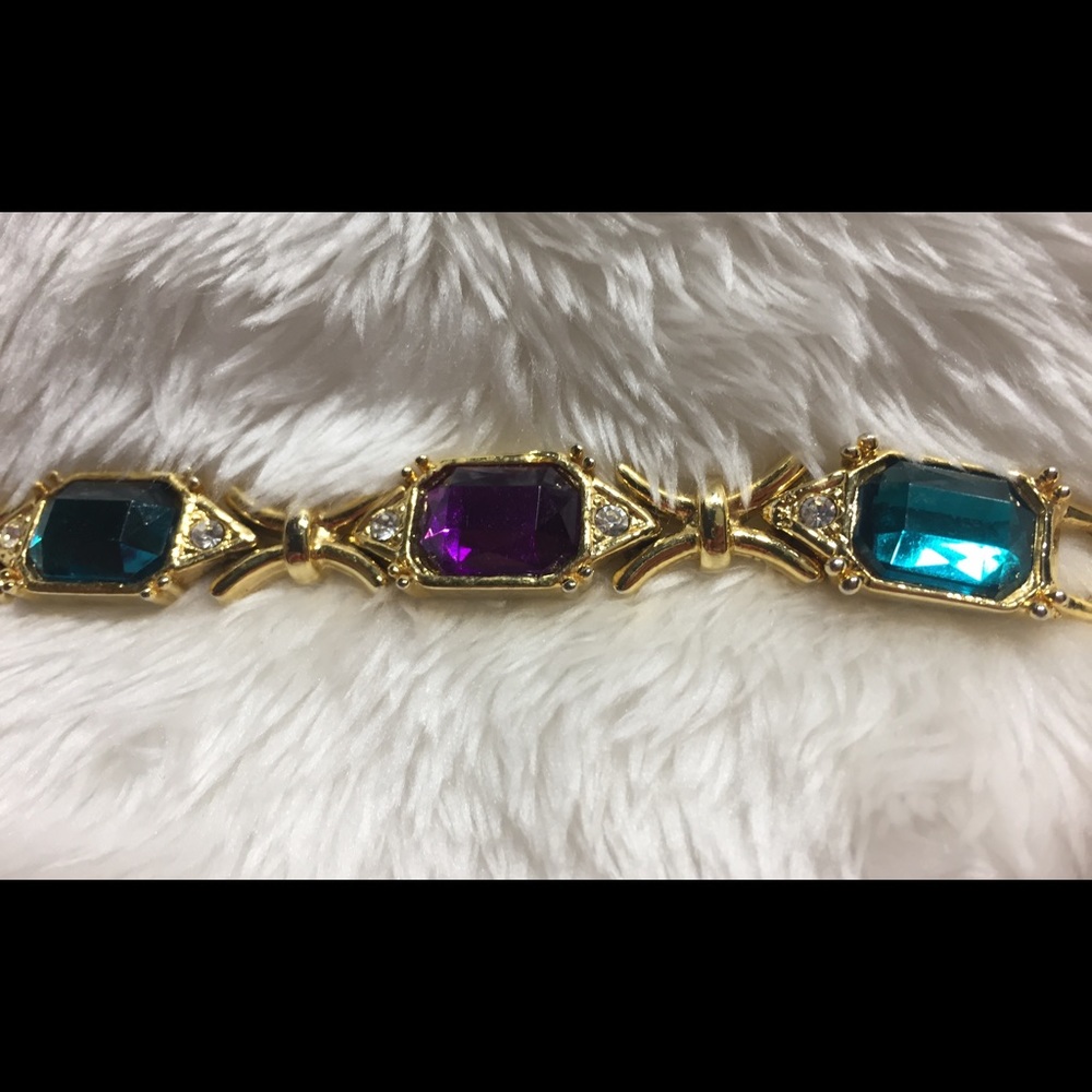 🌷PriceCut🌷GoldtoneBracelet colored faux stones🌷 - Picture 3 of 5